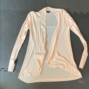 Cardigan without button closure